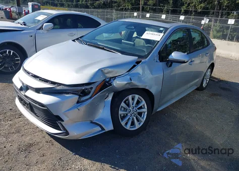 2023 Toyota Corolla Hybrid Xle z USA, uszkodzony, nr VIN JTDBCMFE7P3026002